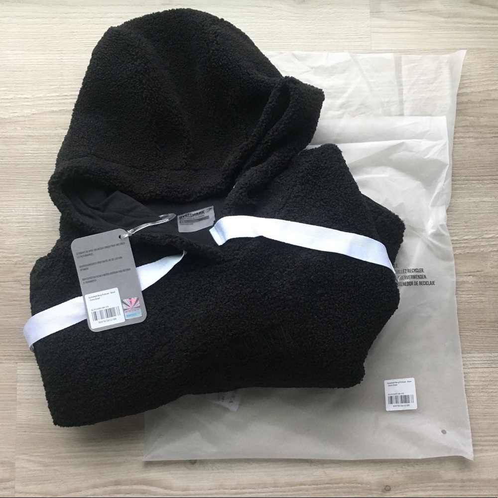 NWT Gymshark Borg Pullover - Black - XS